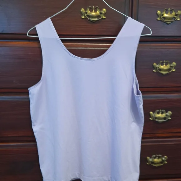 Chico's Lavender Sleeveless Top. Chicos Size 3. - Picture 4 of 6